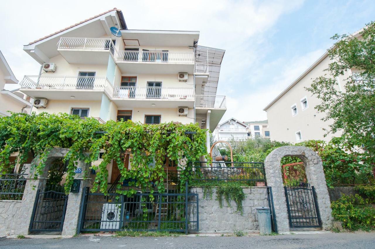 Apartments Milena Tivat Ngoại thất bức ảnh